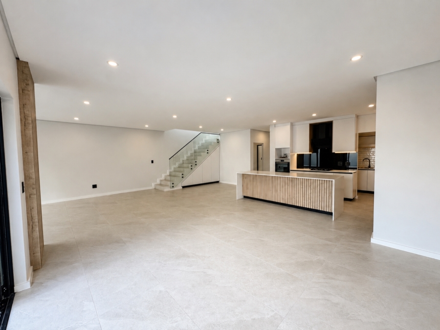 4 Bedroom Property for Sale in Sandown Western Cape